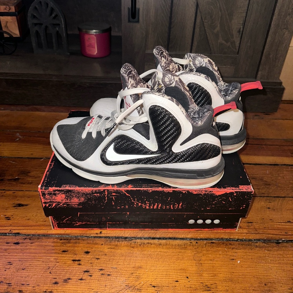 Lebron 9 Freegum (Scarface)